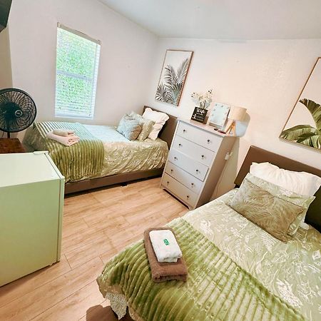 Deluxe Room In Best Location Miami In A 2 Bedrooms Unit - Parking, Laundry And Luggage Storage Exterior photo
