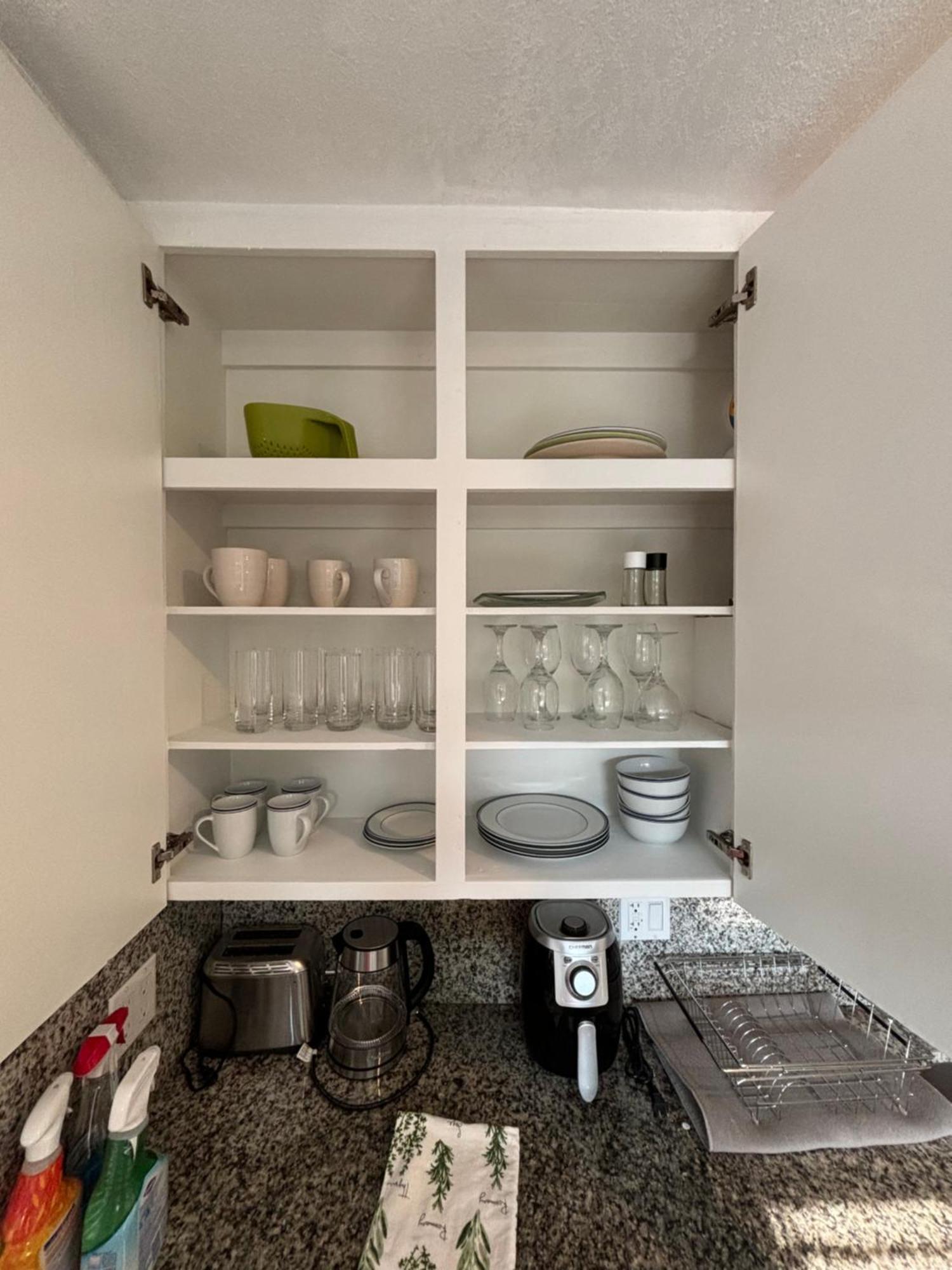 Deluxe Room In Best Location Miami In A 2 Bedrooms Unit - Parking, Laundry And Luggage Storage Exterior photo